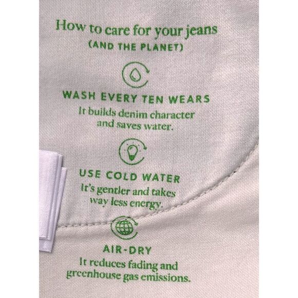 NWT J. Crew Relaxed Denim Short in Chestnut Wash, Size 29 - Picture 11 of 16